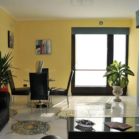 Costa ホテル ポンペイ