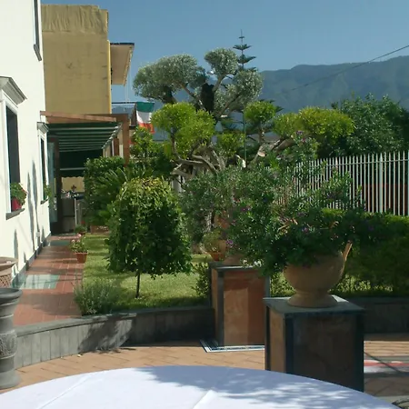 Costa 4*
