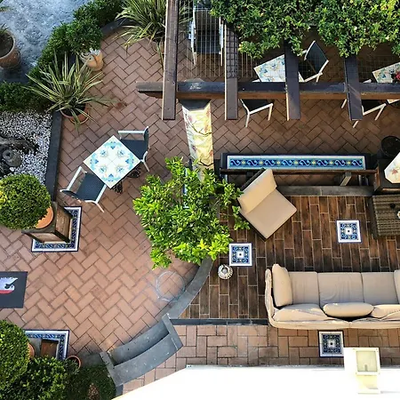 Costa Hotel