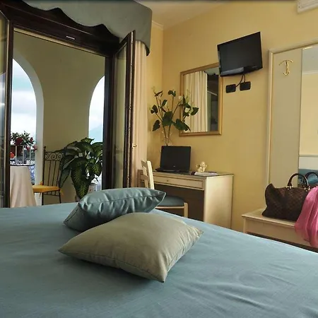 Hotel Costa 4*